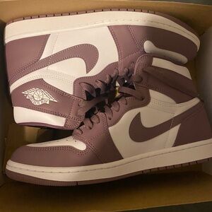 Brand new Air Jordan 1 retro mauve/purple
